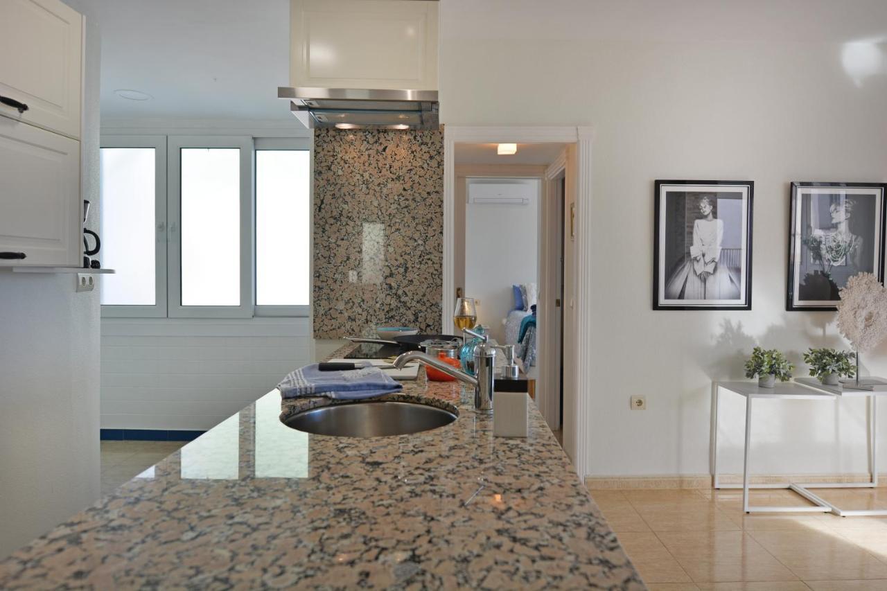 Appartamento Playa Postiguet Penthouse By Nras Alicante Esterno foto
